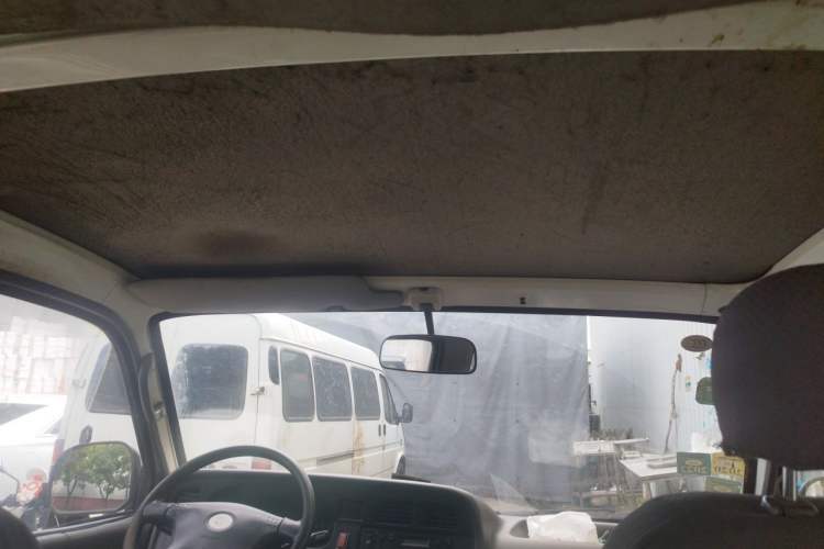 Used Jinbei Hiace 2014 2.0L Fifth-Generation Xiangyun Comfort Type 1 4G20C Headliner