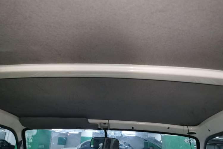 Used Jinbei Hiace 2014 2.0L 5th Generation Kuaiyunwang Business Version 4G19 Headliner