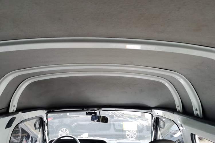 Used Jinbei Hiace 2014 2.0L 5th Generation Kuaiyunwang Business Version 4G20B Headliner