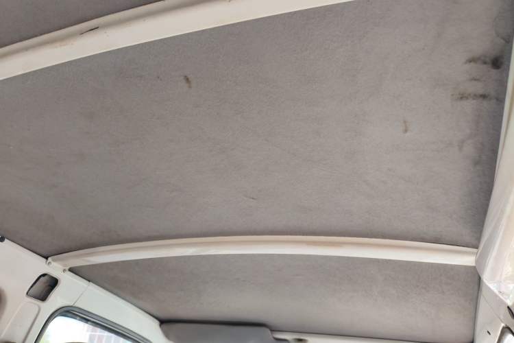 Used Jinbei Hiace 2014 2.0L 5th Generation Kuaiyunwang Business Version 4G19 Headliner