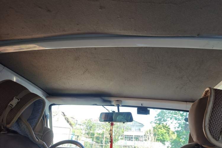 Used Jinbei Hiace 2014 2.0L Fifth-Generation Xiangyun Comfort Type 1 4G20C Headliner