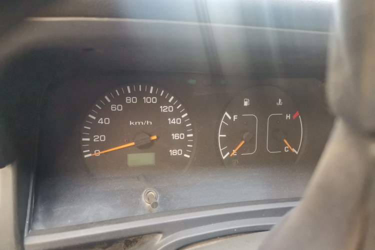 Used Jinbei Hiace 2014 2.0L 5th Generation Kuaiyunwang Business Version 4G21B Instrument Cluster