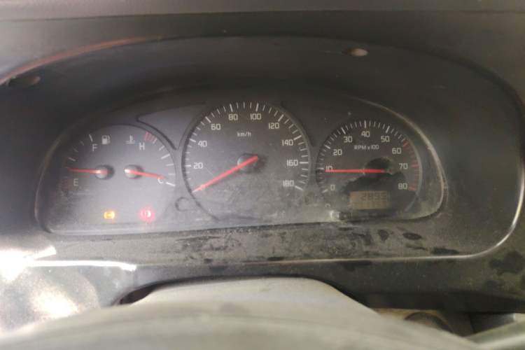 Used Jinbei Hiace 2014 2.0L Fifth-Generation Xiangyun Comfort Type 1 4G20C Instrument Cluster