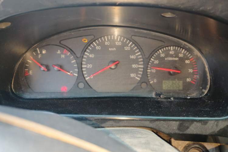 Used Jinbei Hiace 2014 2.0L Fifth-Generation Xiangyun Comfort Type 1 4G20C Instrument Cluster