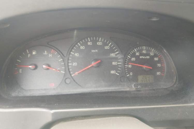 Used Jinbei Hiace 2014 2.0L Fifth-Generation Xiangyun Comfort Type 1 4G20C Instrument Cluster
