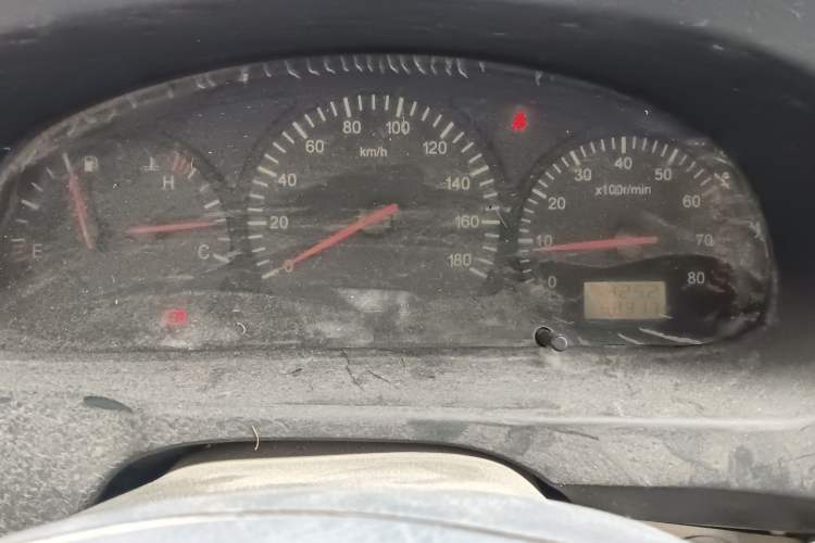 Used Jinbei Hiace 2014 2.0L Fifth-Generation Xiangyun Comfort Type 1 4G20C Instrument Cluster