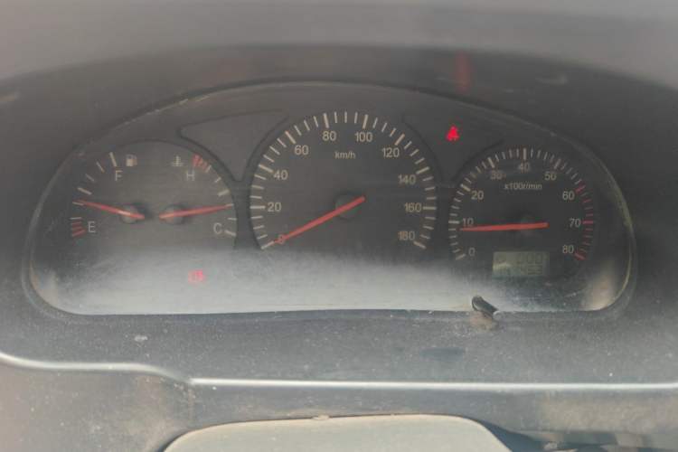 Used Jinbei Hiace 2014 2.0L Fifth-Generation Xiangyun Comfort Type 1 4G20C Instrument Cluster
