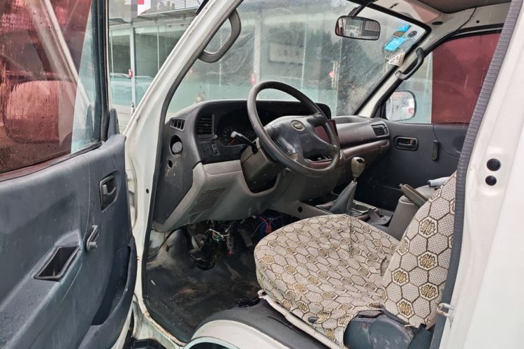Used Jinbei Hiace 2014 2.0L Fifth-Generation Power King Classic V19 Interior 3
