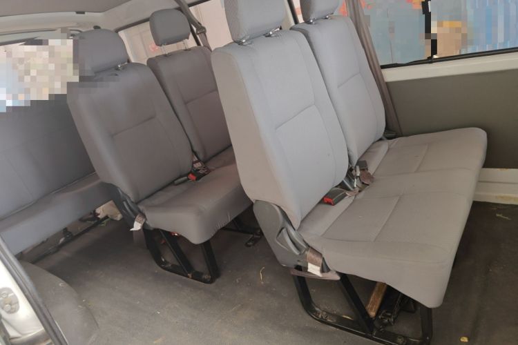 Used Jinbei Hiace 2014 2.0L 5th Generation Kuaiyunwang Business Version 4G19 Interior 4