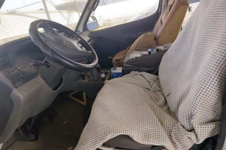 Used Jinbei Hiace 2014 2.0L 5th Generation Kuaiyunwang Business Version 4G19 Left Front Seat