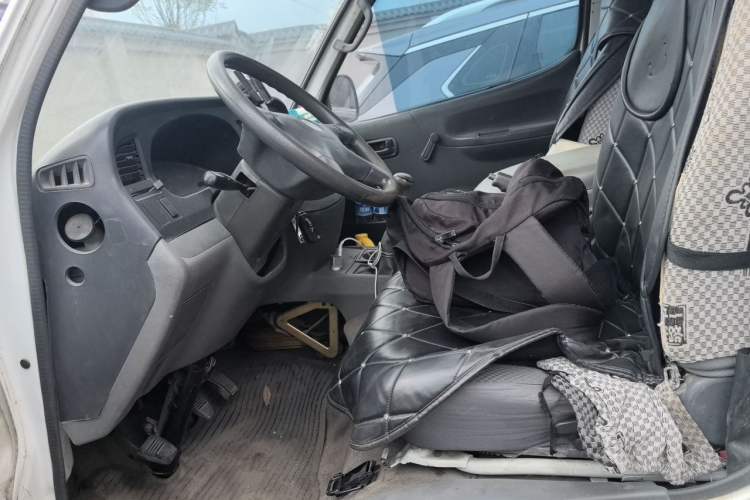 Used Jinbei Hiace  Left Front Seat