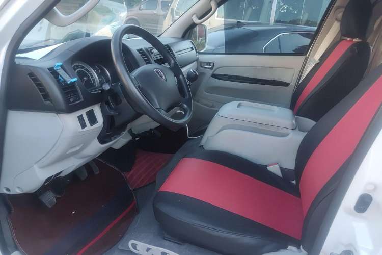 Used Jinbei Hiace 2014 2.2L Luxury Version V22 Left Front Seat