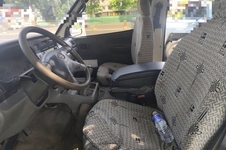 Used Jinbei Hiace 2014 2.0L 5th Generation Kuaiyunwang Business Version 4G20B Left Front Seat