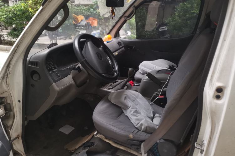 Used Jinbei Hiace 2014 2.0L 5th Generation Kuaiyunwang Business Version 4G20B Left Front Seat