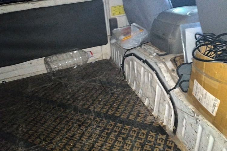 Used Jinbei Hiace 2014 2.0L 5th Generation Kuaiyunwang Business Version 4G19 Left Rear Seat