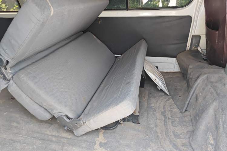 Used Jinbei Hiace  Left Rear Seat