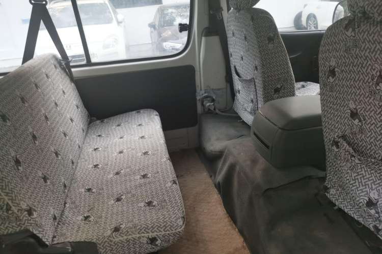 Used Jinbei Hiace 2014 2.0L 5th Generation Kuaiyunwang Business Version 4G19 Left Rear Seat