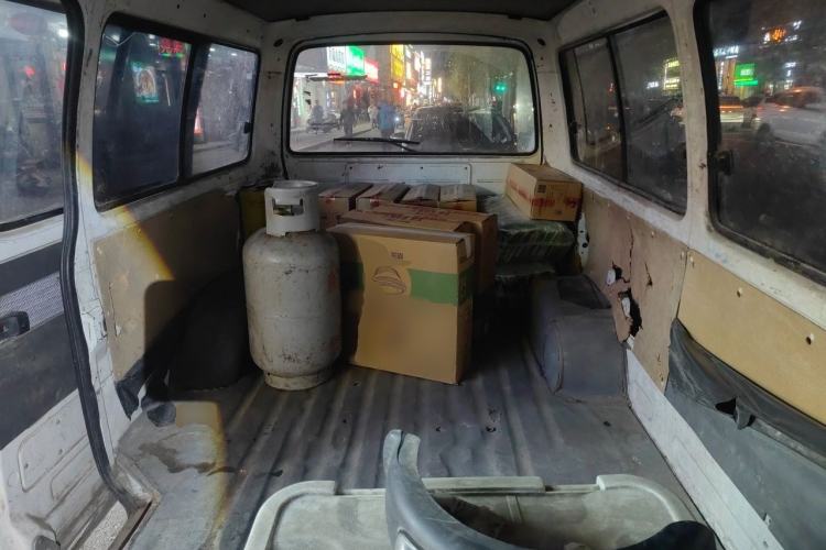 Used Jinbei Hiace 2014 2.0L 5th Generation Kuaiyunwang Business Version 4G19 Left Rear Seat