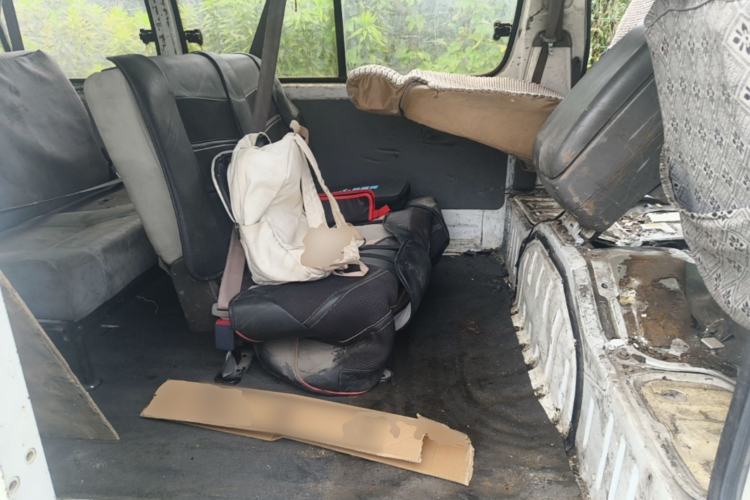 Used Jinbei Hiace 2014 2.0L Fifth-Generation Power King Classic V19 Left Rear Seat