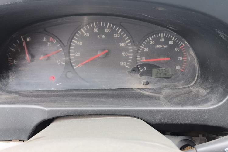 Used Jinbei Hiace  Odometer Close Up