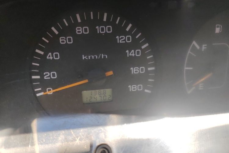 Used Jinbei Hiace 2014 2.0L Fifth-Generation Xiangyun Comfort Type 1 4G20C Odometer Close Up