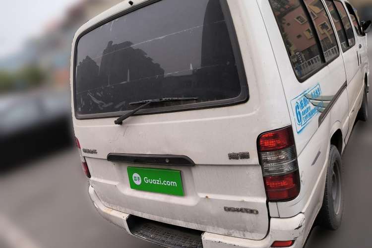 Used Jinbei Hiace 2014 2.0L Fifth-Generation Xiangyun Comfort Type 1 4G20C Rear
