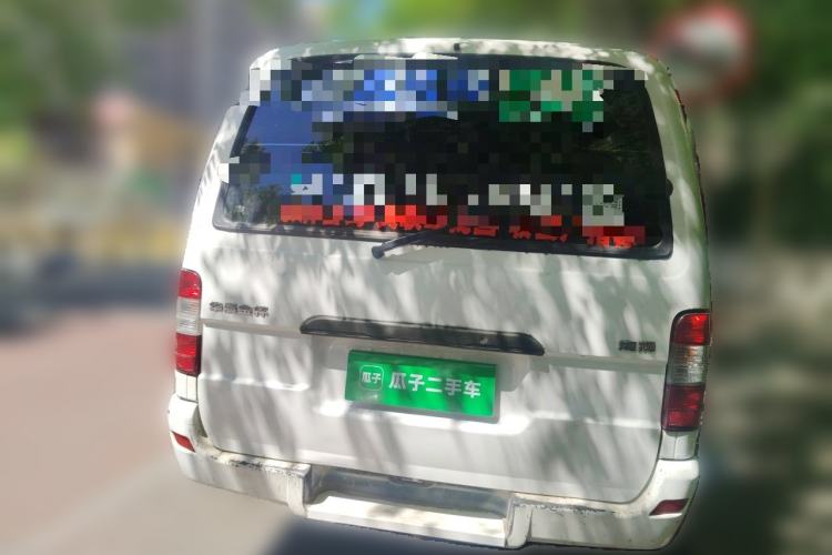Used Jinbei Hiace 2014 2.0L Fifth-Generation Xiangyun Comfort Type 1 4G20C Rear