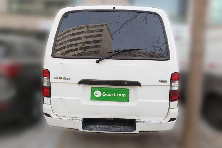 Used Jinbei Hiace 2014 2.0L Fifth-Generation Xiangyun Comfort Type 1 4G21C Rear