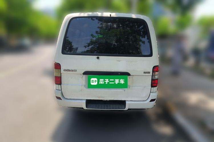 Used Jinbei Hiace 2014 2.0L Fifth-Generation Xiangyun Comfort Type 1 4G21C Rear