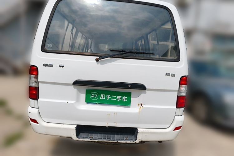 Used Jinbei Hiace 2014 2.0L Fifth-Generation Xiangyun Comfort Type 1 4G20C Rear