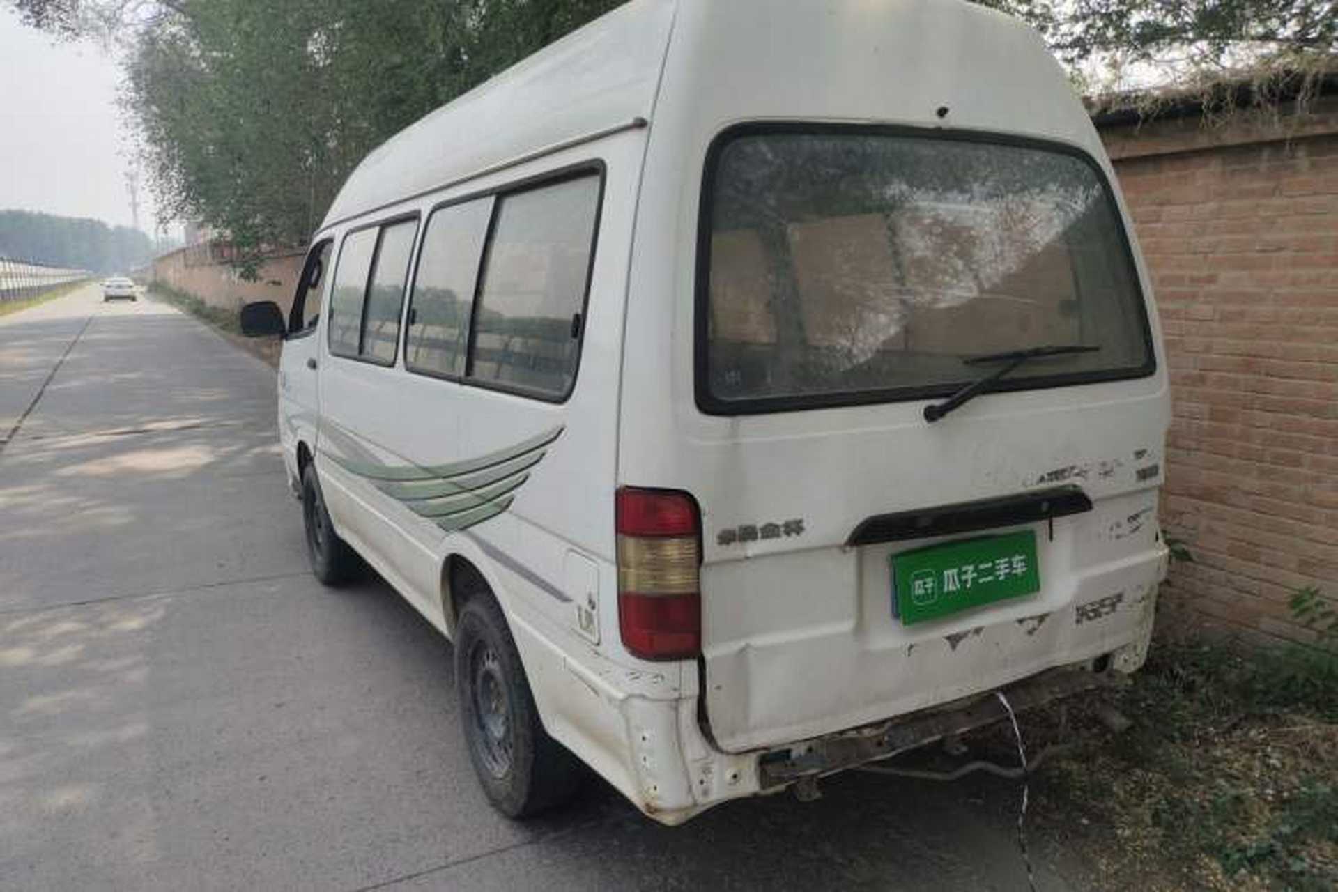 Used Jinbei Hiace 2014 2.0L Fifth-Generation Xiangyun Comfort Type 1 4G20C Rear Left 45 Deg