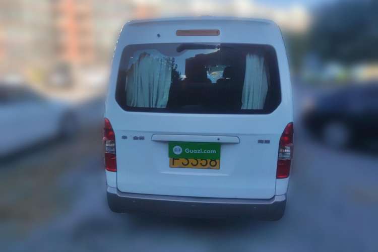 Used Jinbei Hiace 2014 2.2L Luxury Version V22 Rear