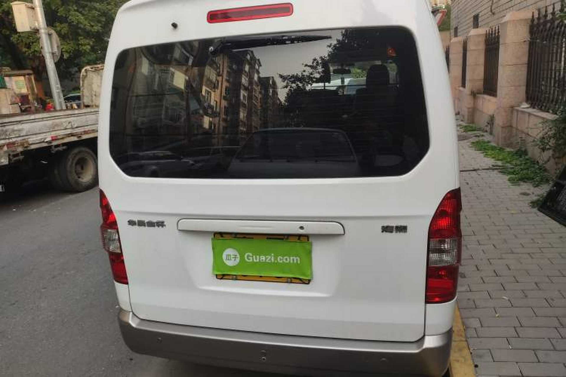 Used Jinbei Hiace 2014 2.2L Luxury Version V22 Rear