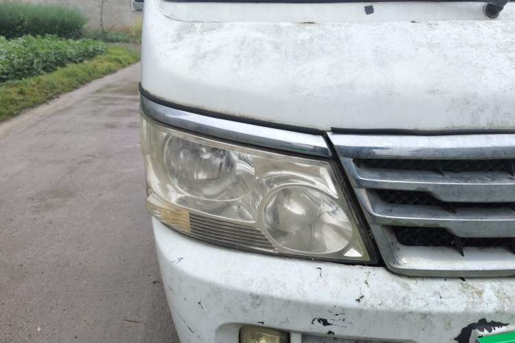 Used Jinbei Hiace 2014 2.0L 5th Generation Kuaiyunwang Business Version 4G19 Right Front Headlight