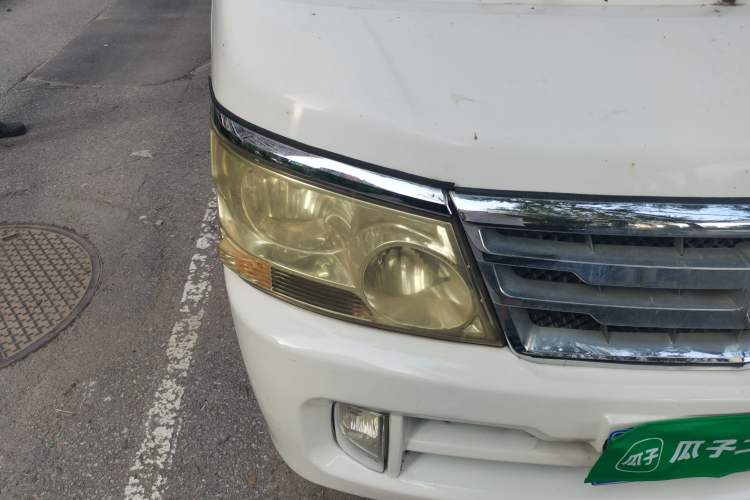 Used Jinbei Hiace 2014 2.0L 5th Generation Kuaiyunwang Business Version 4G19 Right Front Headlight