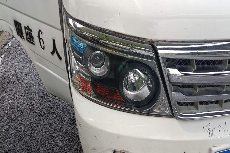 Used Jinbei Hiace 2014 2.0L Fifth-Generation Power King Classic V19 Right Front Headlight