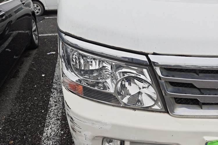 Used Jinbei Hiace  Right Front Headlight