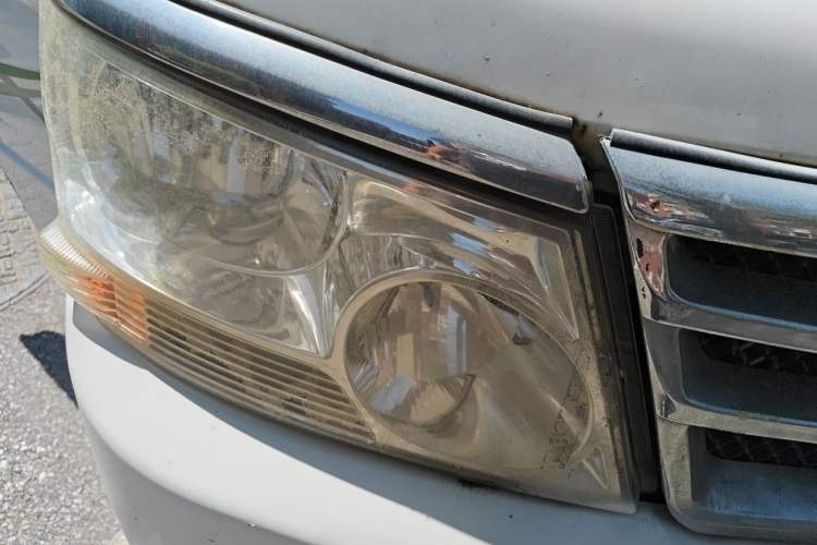 Used Jinbei Hiace 2014 2.0L 5th Generation Kuaiyunwang Business Version 4G20B Right Front Headlight