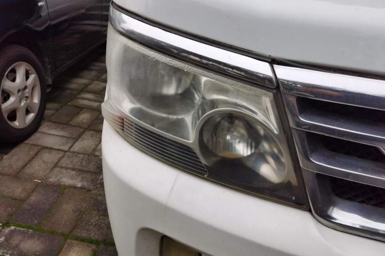Used Jinbei Hiace 2014 2.0L 5th Generation Kuaiyunwang Business Version 4G20B Right Front Headlight