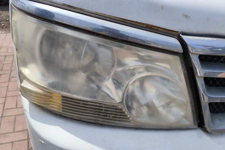Used Jinbei Hiace 2014 2.0L 5th Generation Kuaiyunwang Business Version 4G19 Right Front Headlight