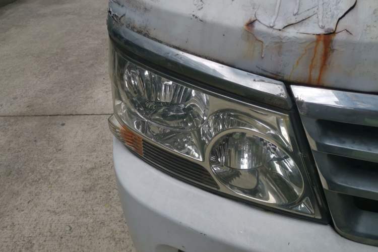 Used Jinbei Hiace 2014 2.0L 5th Generation Kuaiyunwang Business Version 4G20B Right Front Headlight