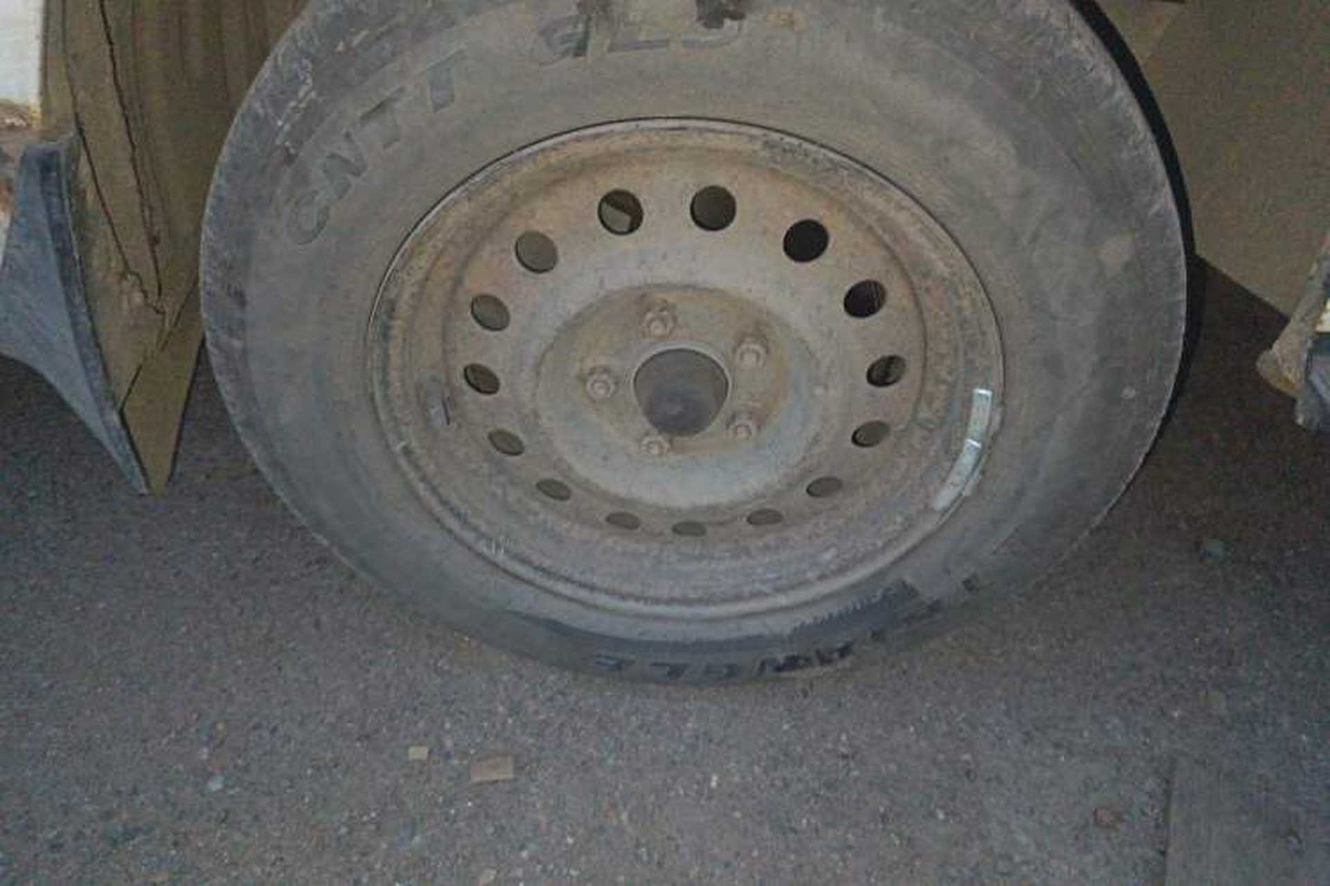 Used Jinbei Hiace 2014 2.0L 5th Generation Kuaiyunwang Business Version 4G19 Right Front Wheel Hub