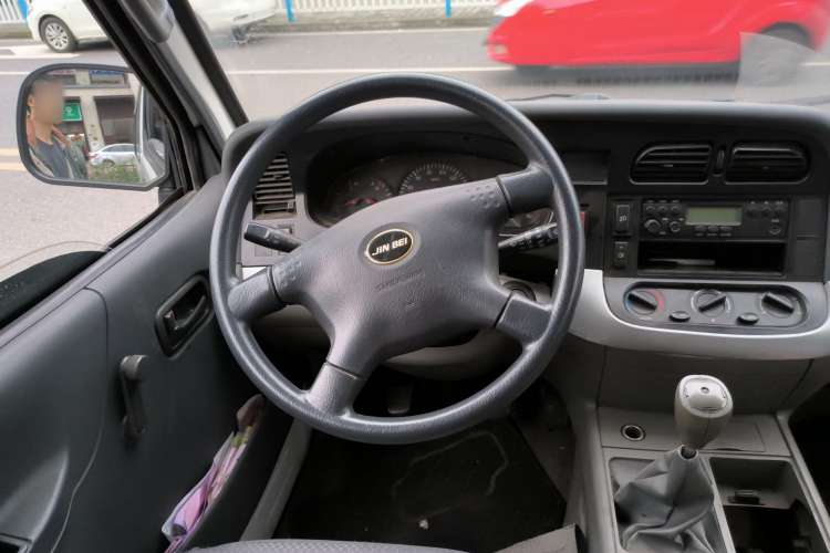 Used Jinbei Hiace 2014 2.0L Fifth-Generation Xiangyun Comfort Type 1 4G20C Steering Wheel