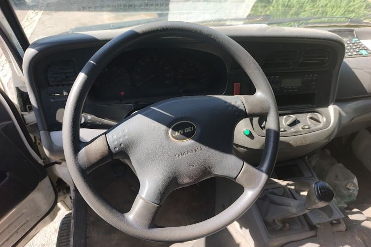 Used Jinbei Hiace 2014 2.0L 5th Generation Kuaiyunwang Business Version 4G19 Steering Wheel