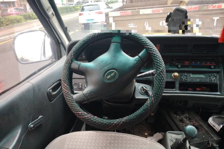 Used Jinbei Hiace 2014 2.0L 5th Generation Kuaiyunwang Business Version 4G19 Steering Wheel