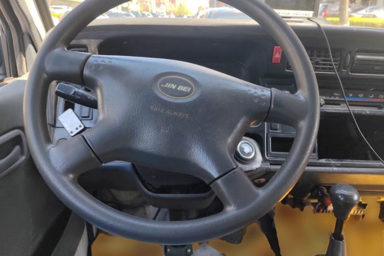 Used Jinbei Hiace 2014 2.0L Fifth-Generation Xiangyun Comfort Type 1 4G20C Steering Wheel