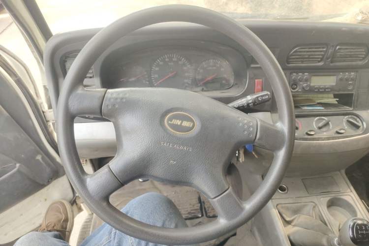 Used Jinbei Hiace 2014 2.0L Fifth-Generation Xiangyun Comfort Type 1 4G20C Steering Wheel