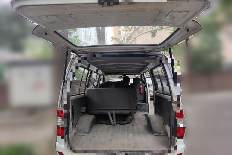 Used Jinbei Hiace 2014 2.0L 5th Generation Kuaiyunwang Business Version 4G19 Trunk