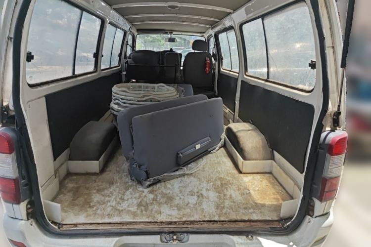 Used Jinbei Hiace 2014 2.0L 5th Generation Kuaiyunwang Business Version 4G19 Trunk