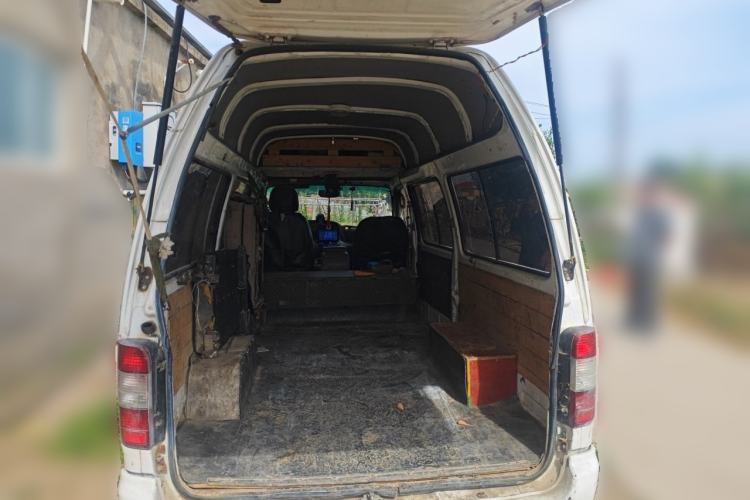 Used Jinbei Hiace 2014 2.0L 5th Generation Kuaiyunwang Business Version 4G20B Trunk